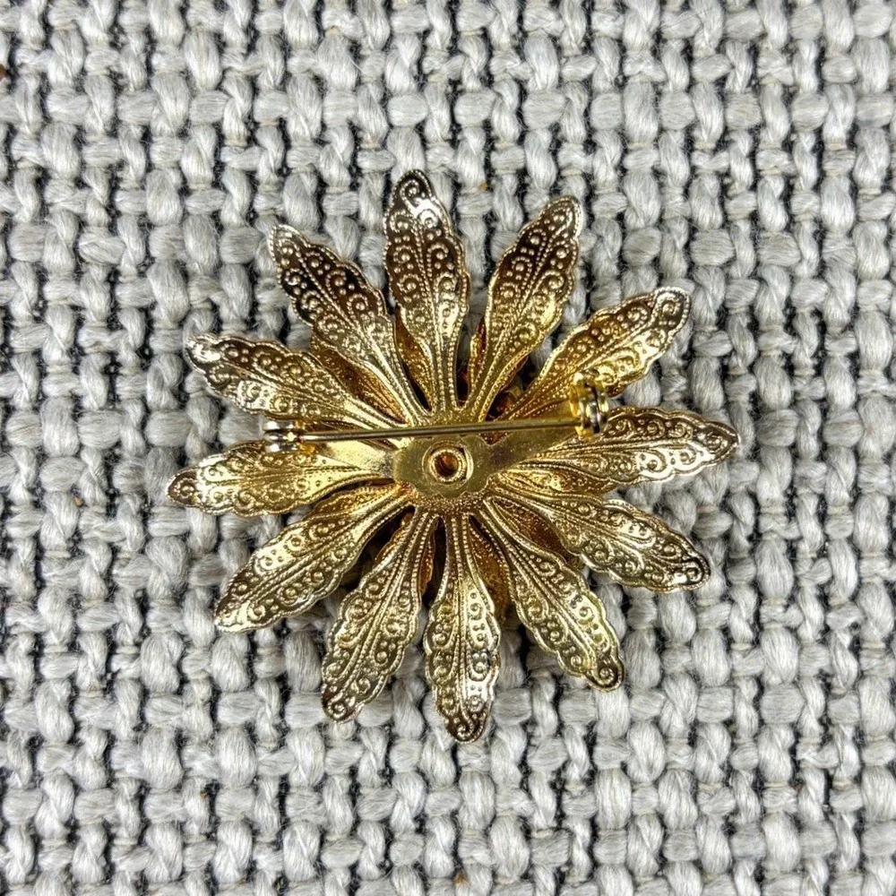 Vintage 50s Gold Amber Rhinestone Sunburst Brooch Pin‎ Filigree Etched
